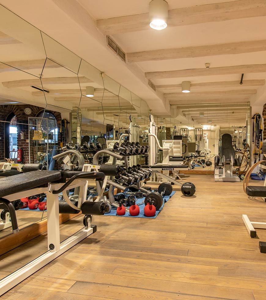 fitness-bereich-neandertal-therme