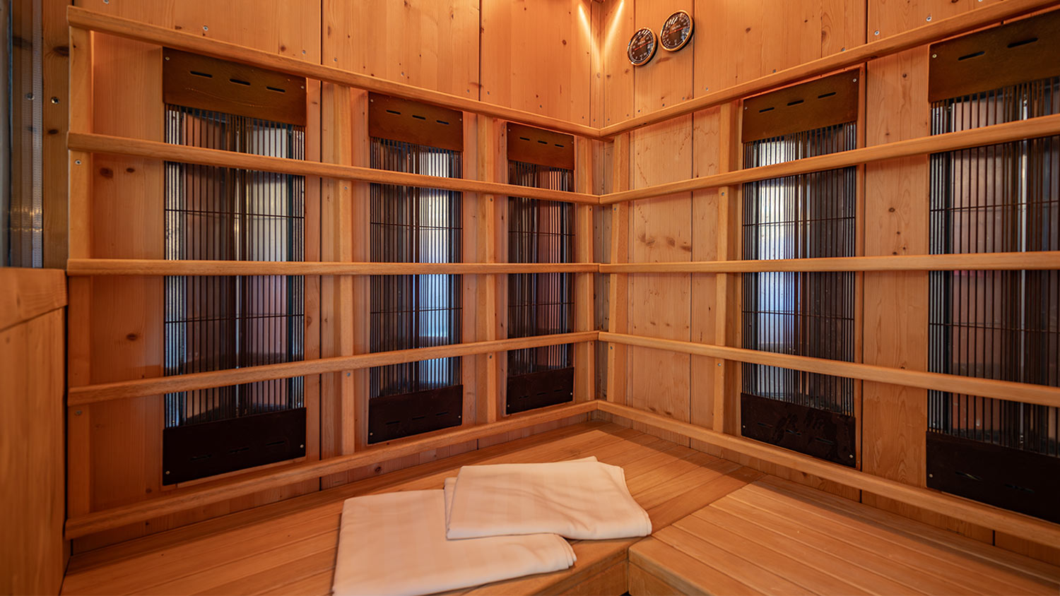 infrarot-sauna-massivholz